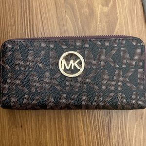 Michael Kors wallet